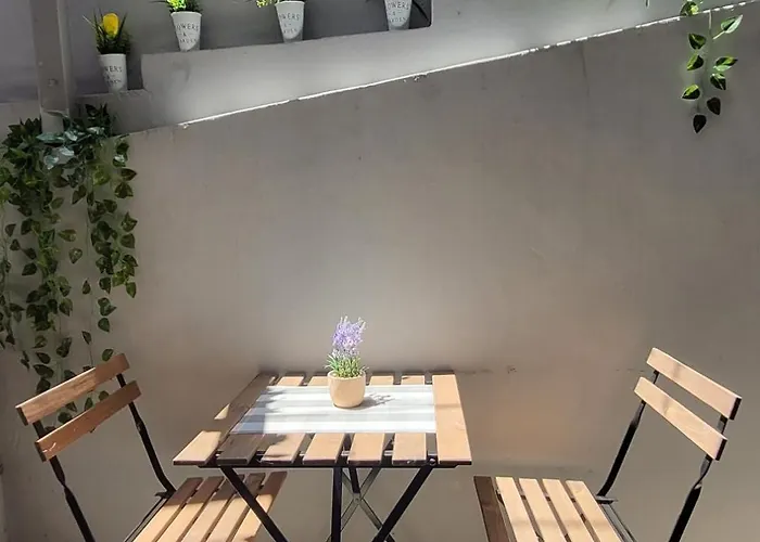 Private - Newly Renovated #8 Appartamento *
